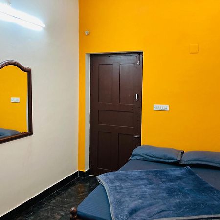 Swarna Tourist Home Munnar Exterior foto